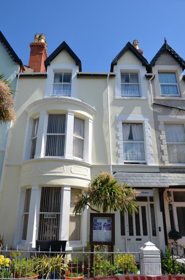 Audley Guest House Llandudno Esterno foto