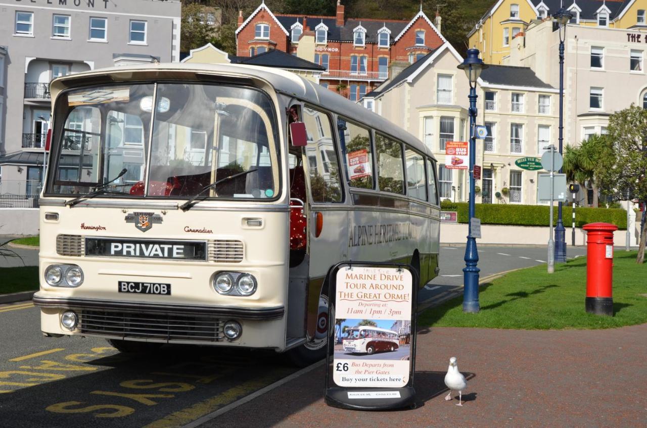 Audley Guest House Llandudno Esterno foto