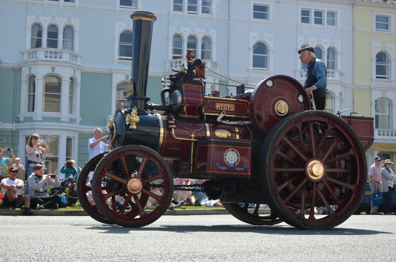 Audley Guest House Llandudno Esterno foto
